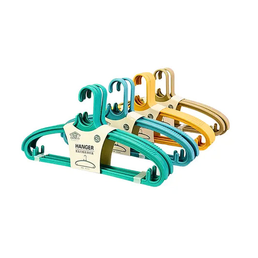 Plastic Hanger 8004